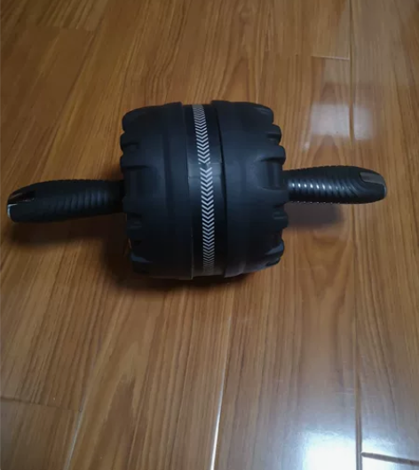 健腹轮一个，包邮 感兴趣的话点“我想要”和...