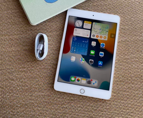 很新 个人自用 功能完好无拆修 苹果ipa...