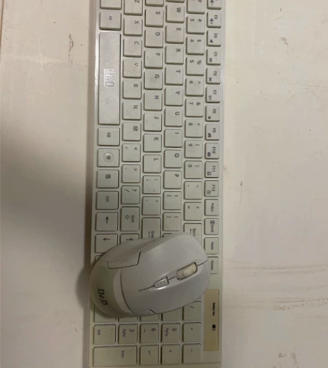 Dr.D无线键盘鼠标套装。8成新。是原电脑...