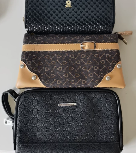 女士手包,全新,看好拿走,50一个 感兴趣...