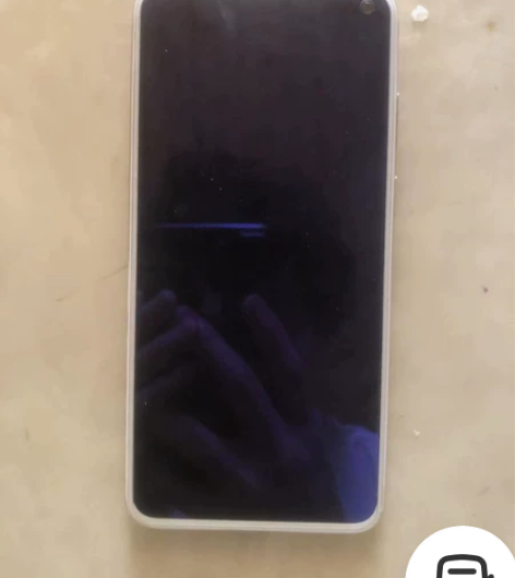 魅族17pro。 8+128。 纯白面板，...