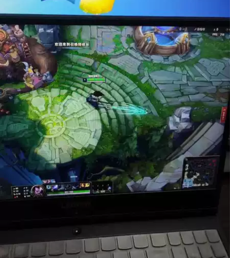 拯救者y7000 i7-8750H  10...