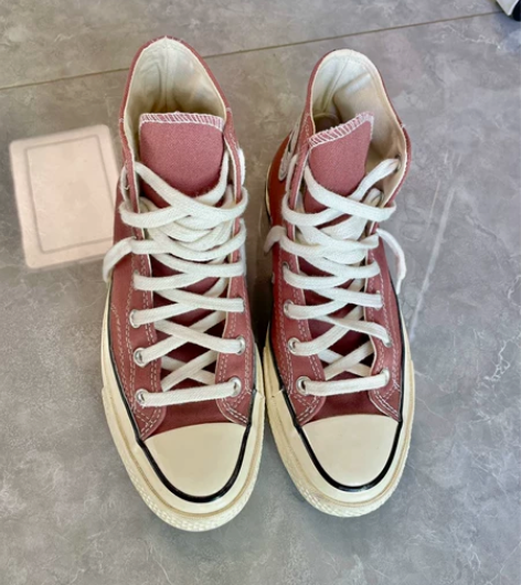 匡威 38码，不是正品，189买的，但是质...