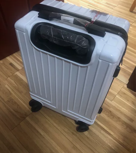 全新nici风尚拉杆箱 20寸万向轮密码锁...