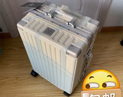 日本漫游拉杆箱20寸登机箱22寸密码箱24...