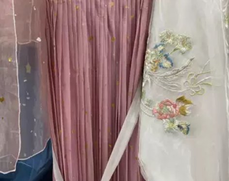 玉术原创汉服  买来由于本人150 穿不了...