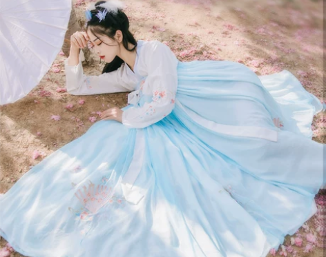 【艺缕原创一月扇】汉服6米大摆式齐胸襦裙绣...