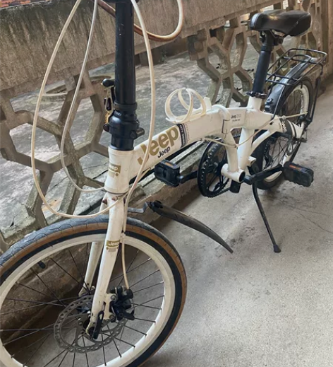 品牌折叠自行车JEEP2500，好似16寸...