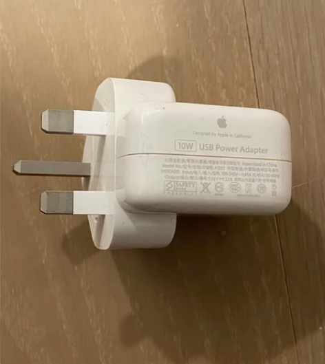苹果原装充电头10w 港版 没用过 刚从箱...