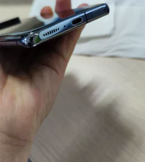 小米11ultra 12+512g 碎屏...