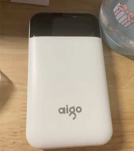 aigo充电宝,一万毫安大容量,九新,39...