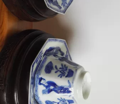清晚青花仕女图套杯 杯托直径12厘米，杯高...
