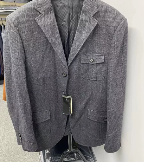 雅鹿全新男士西服，清仓处理，断码捡漏 都是...