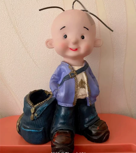 玩偶三件套！！泥人玩具三毛笔筒+蜡笔小新存...