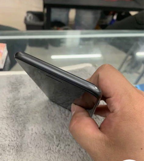 苹果8plus 国行正品 无锁三网，64G...