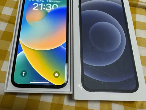 自用苹果 iPhone 12 128G 9...