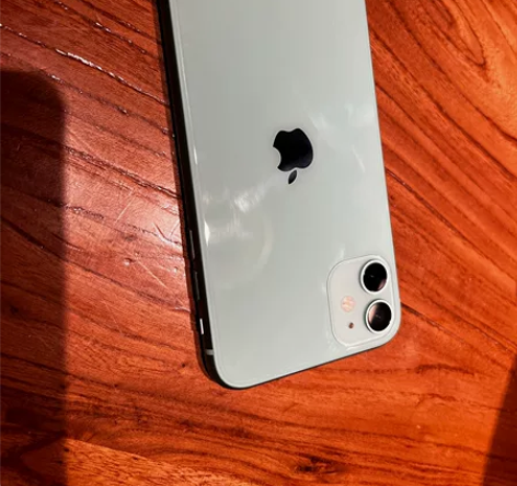 国行绿色iPhone 11 256 成色九...