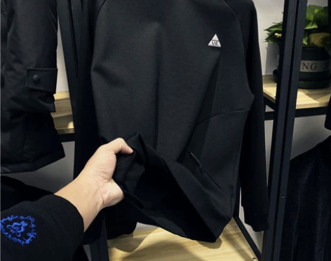 不对称的设计感外贸男装剪标尾货套头卫衣男春秋圆领男士卫衣 一...