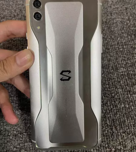 黑鲨游戏手机2  全网通12+256  晓...