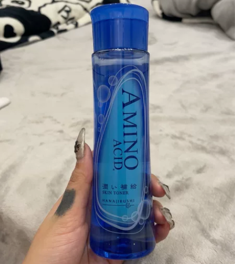 化妆水 感兴趣的话点“我想要”和我私聊吧～