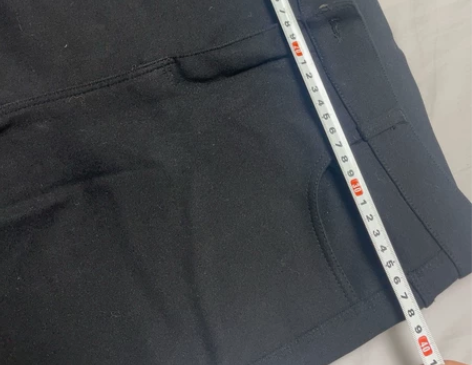 小脚裤加绒 感兴趣的话点“我想要”和我私聊...