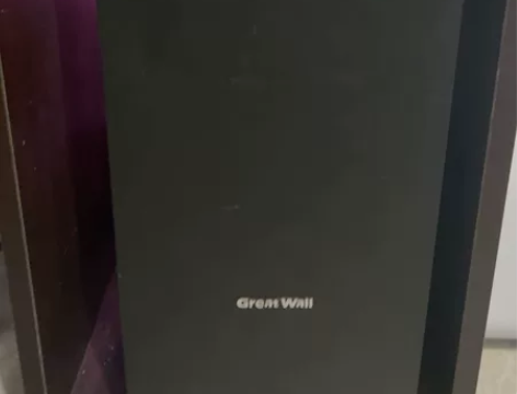 无玻璃侧板长城机箱，4月份买的，保护挺好的...