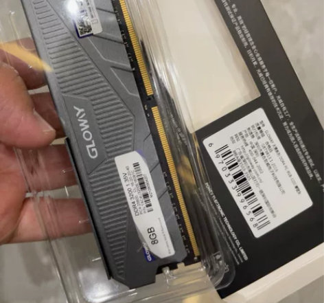 光威（Gloway）8G DDR4 320...