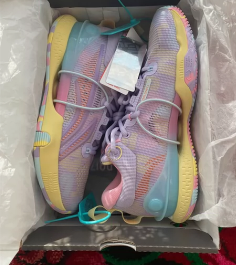 李宁闪击8紫 夏季版 买回来之后没有穿过 ...