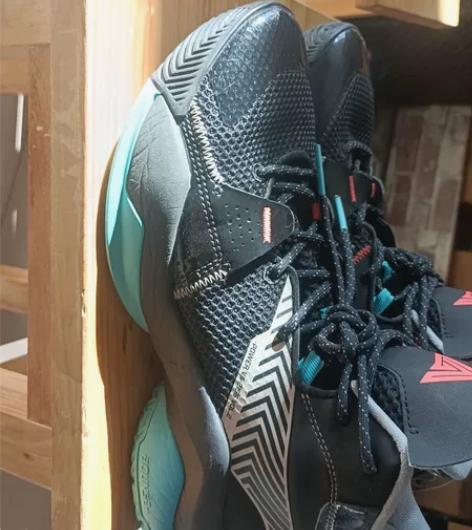 得物上购买的李宁空袭7v2，因为尺码不合适...