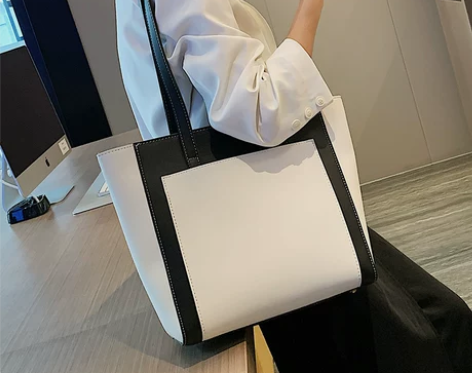 ?朋友送的，家里包包也太多了低价处理大包包...