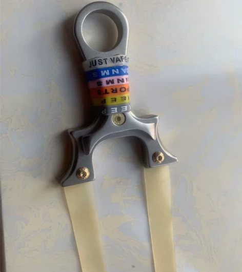 高品质弹弓零磨损 感兴趣的话点“我想要”和...