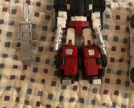 铁工厂变形金刚黑横炮 无盒说卡，成色不错，...