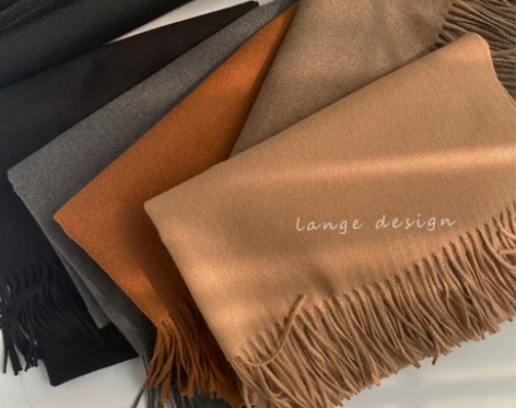 纯色百搭情侣围巾女冬季男外搭保暖长款加厚披...