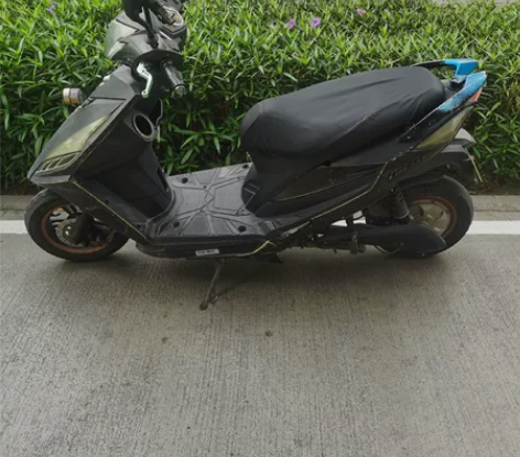 电动车出售要回老家了带不走，72伏20安满...