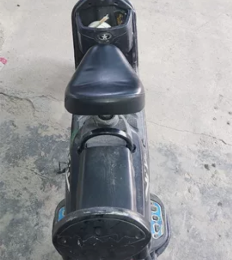 台铃电动车能跑20公里电池48v12a刚换...