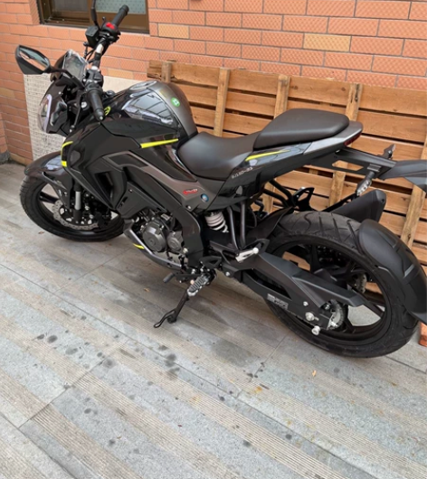 benelli贝纳利小迅龙150s 支持在...