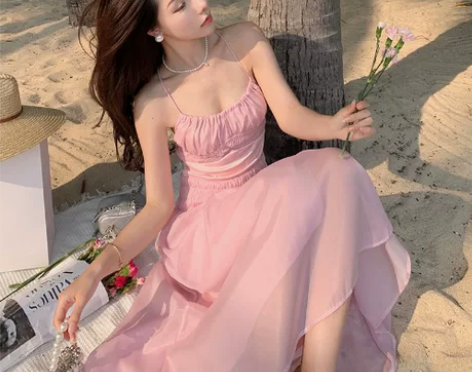 法式沙滩裙别致气质性感温柔风粉色吊带连衣裙...