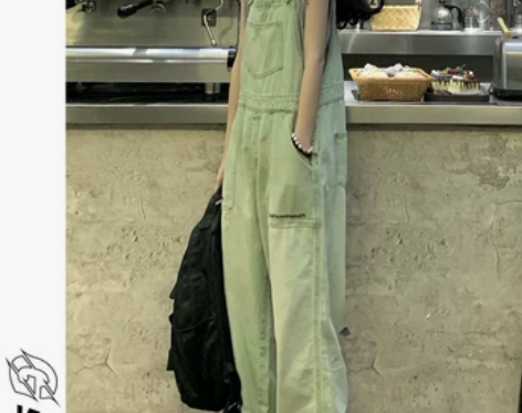 绿色背带牛仔裤女夏季复古高腰直筒长裤宽松显...