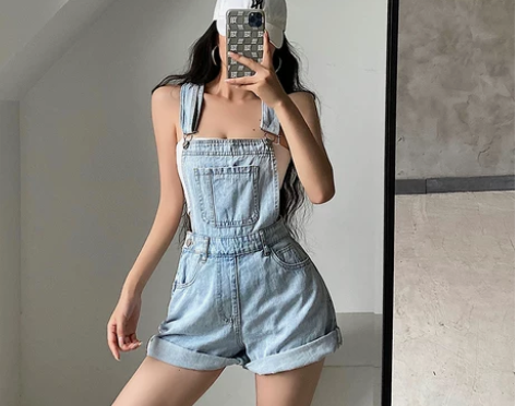 牛仔裤 感兴趣的话点“我想要”和我私聊吧～...