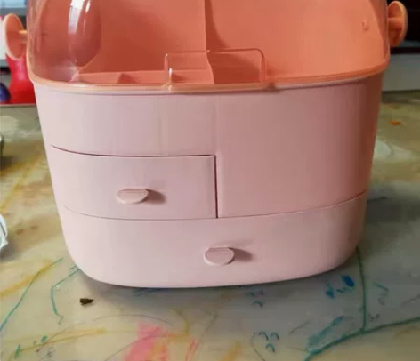 ??[包邮]化妆品收纳盒防尘家用大容量化妆...