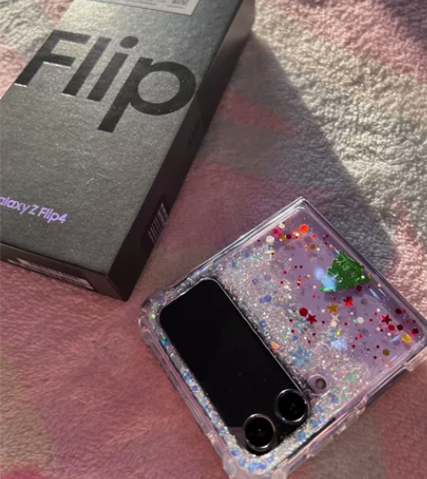 三星zflip4  256g 几乎全新 买...