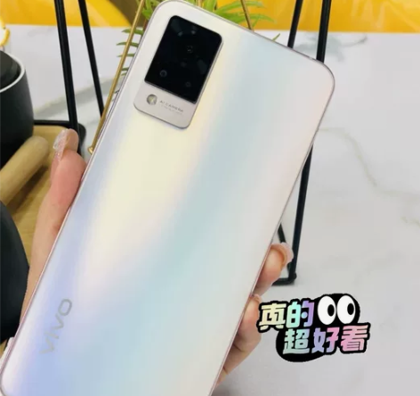 vivo S9 前置超清双摄8+28 后置...