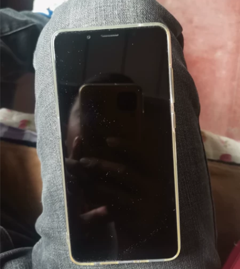 努比亚Z18mini  刚换的后壳和前屏，...