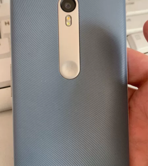 moto g第三代 屏幕烧屏的 买来把玩了...