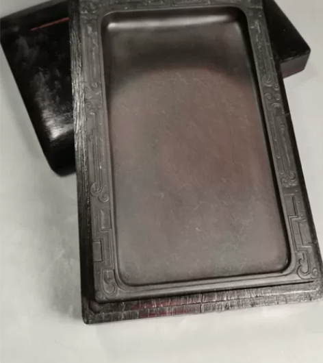 创汇期仿古精工夔龙端砚 【尺寸】17.9/...