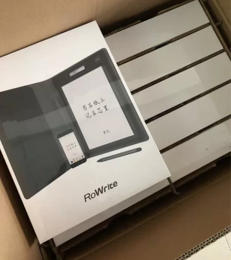 柔宇智能手写本，柔记手写本 功能：原笔迹同...