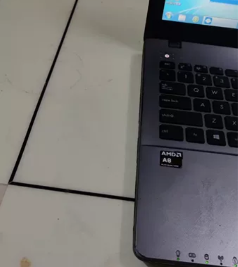 出一个华硕笔记本电脑,正常使用,功能都正常...