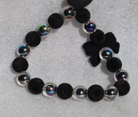 「暗黑萝莉」丝绒蝴蝶结爱心彩珠手机挂绳饰品...