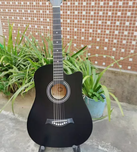 捡漏原价一千多一次没用的单板吉他初学者吉他...