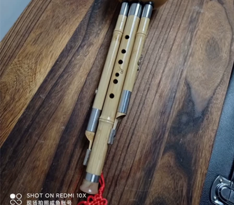 低价转让 ， 闲置全新降b葫芦丝，防摔。 ...